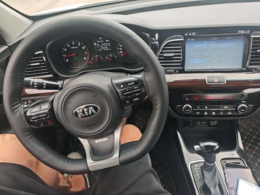 Kia K4, 2015 10