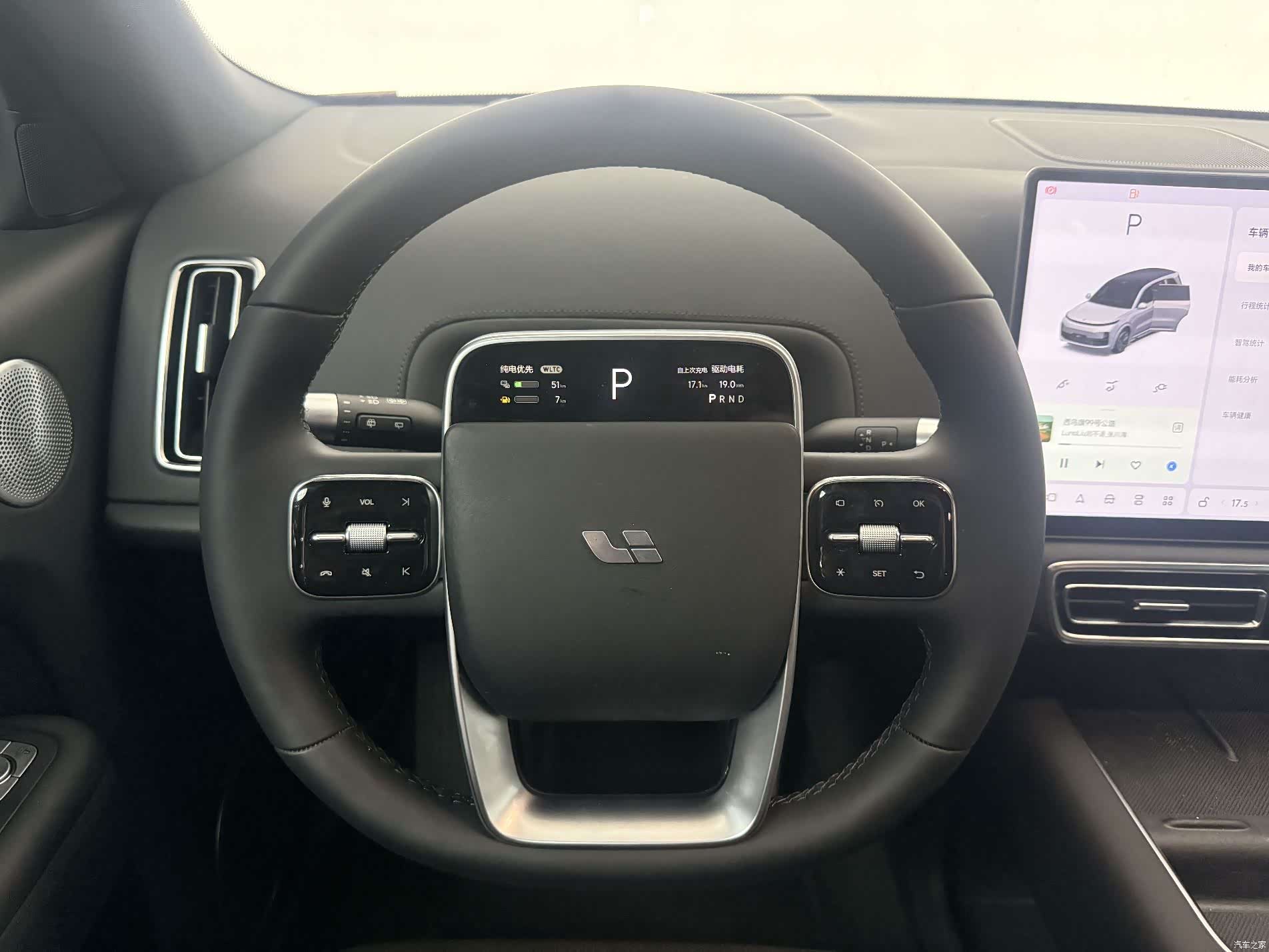Li Auto L9, 2023 6