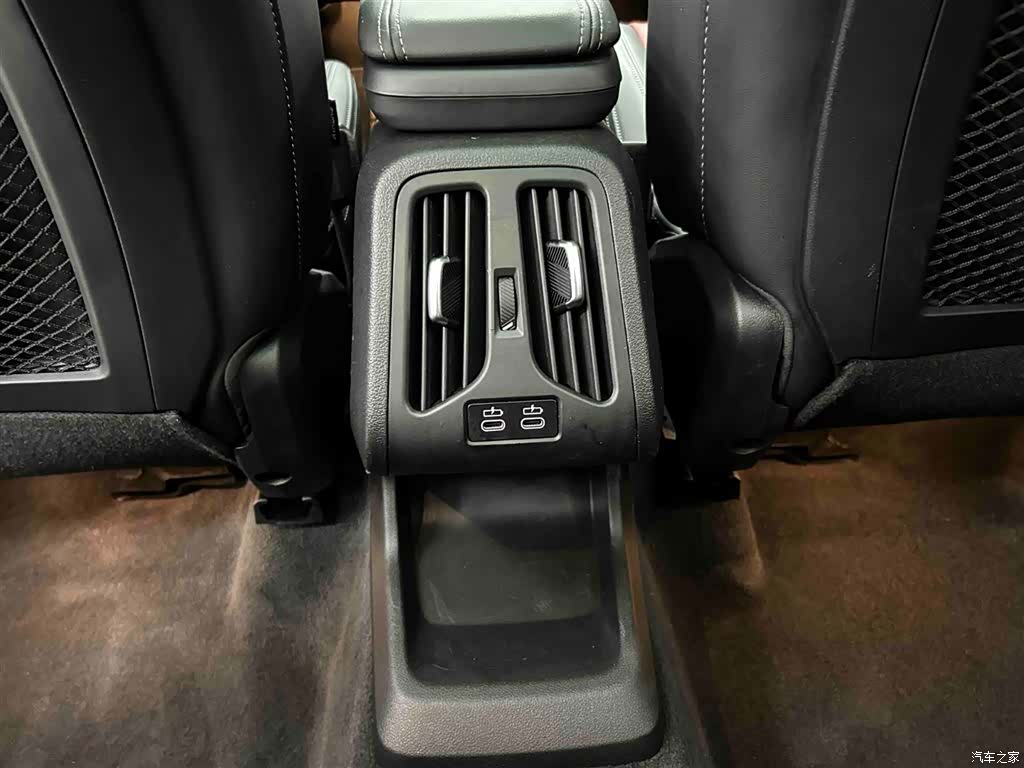 BMW X1, 2024 16