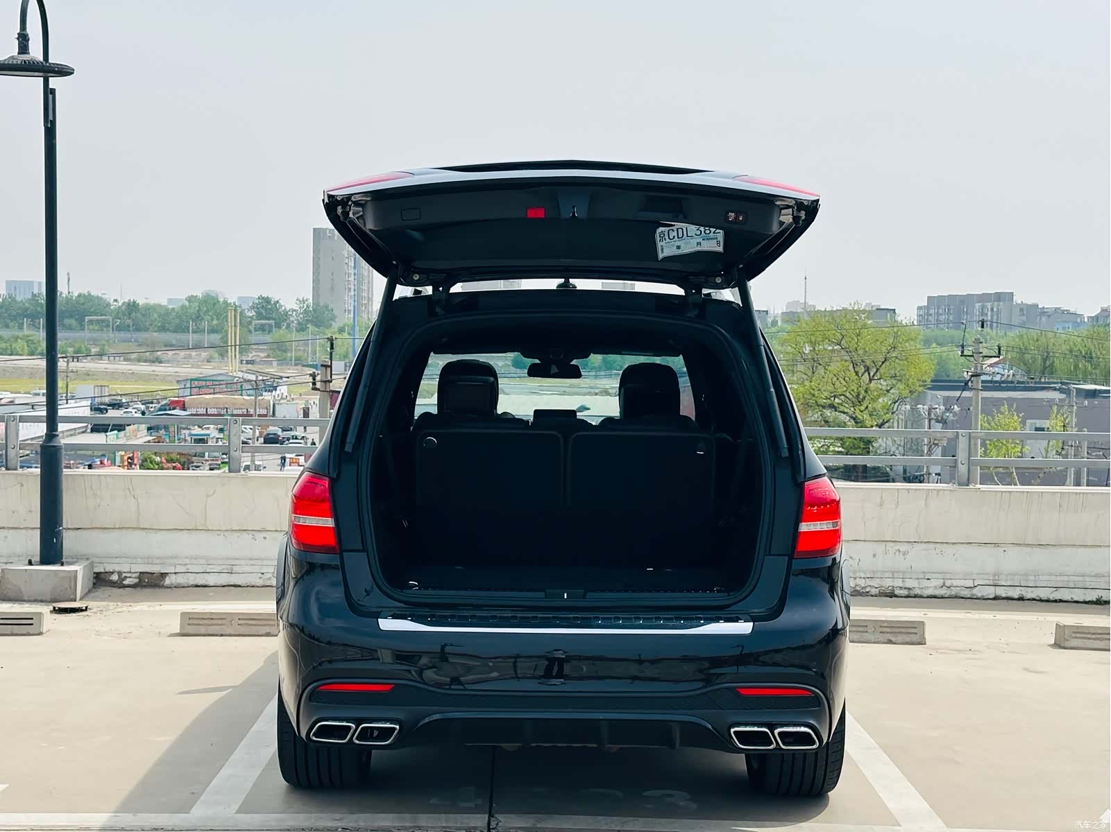 Mercedes-Benz GLS, 2016 38