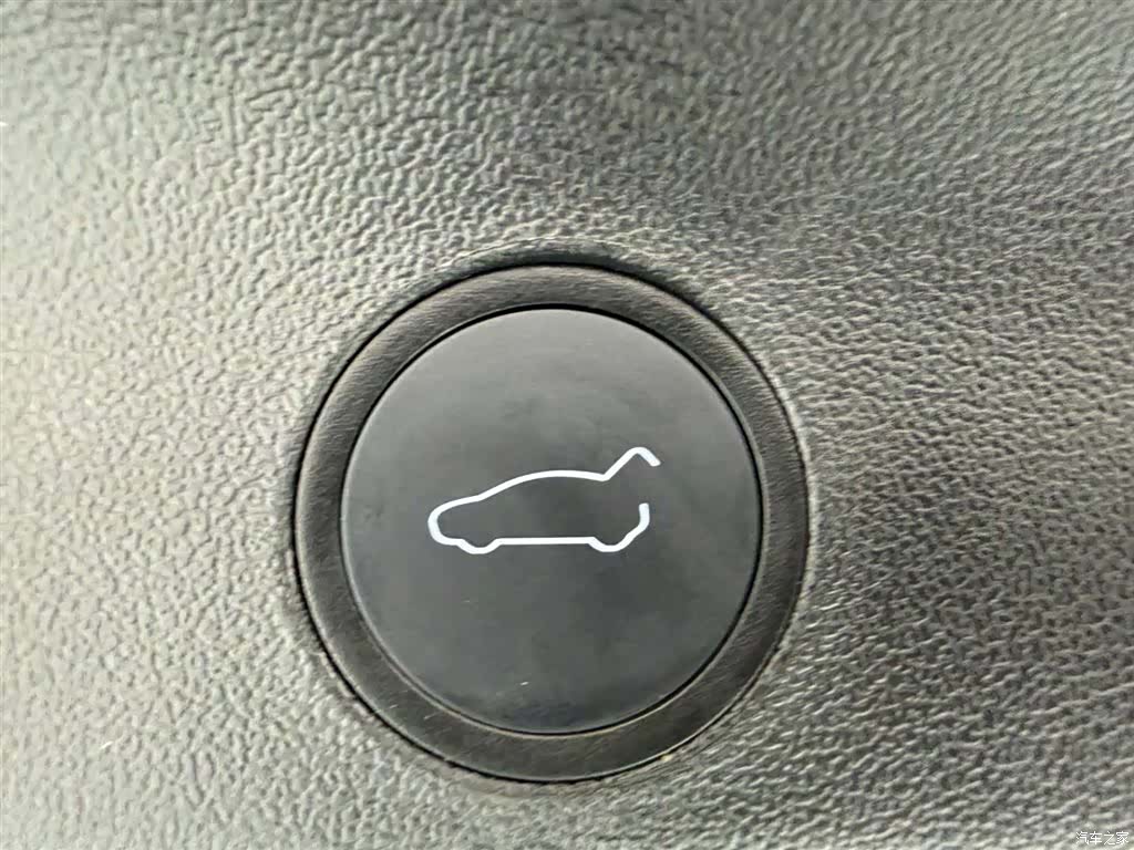 Tesla Model Y, 2021 27