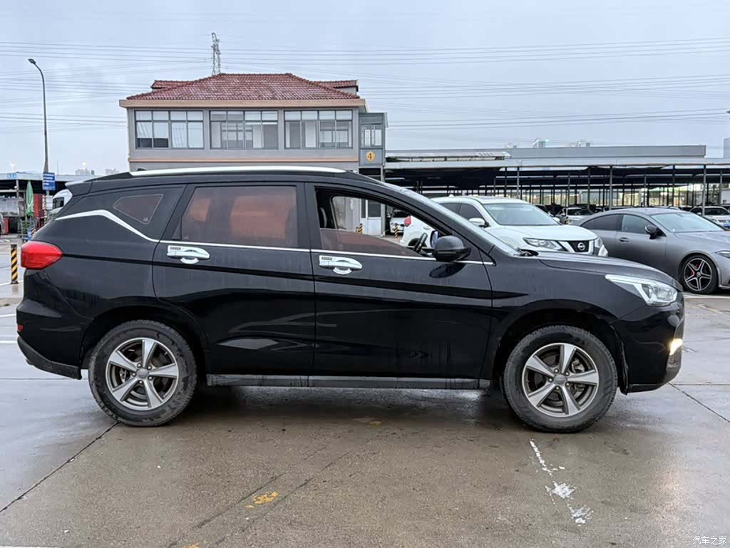 Haval M6, 2017 9