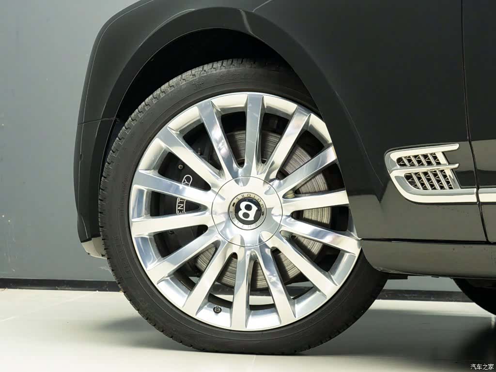 Bentley Mulsanne, 2019 3