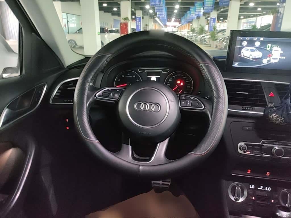 Audi Q3, 2015 11
