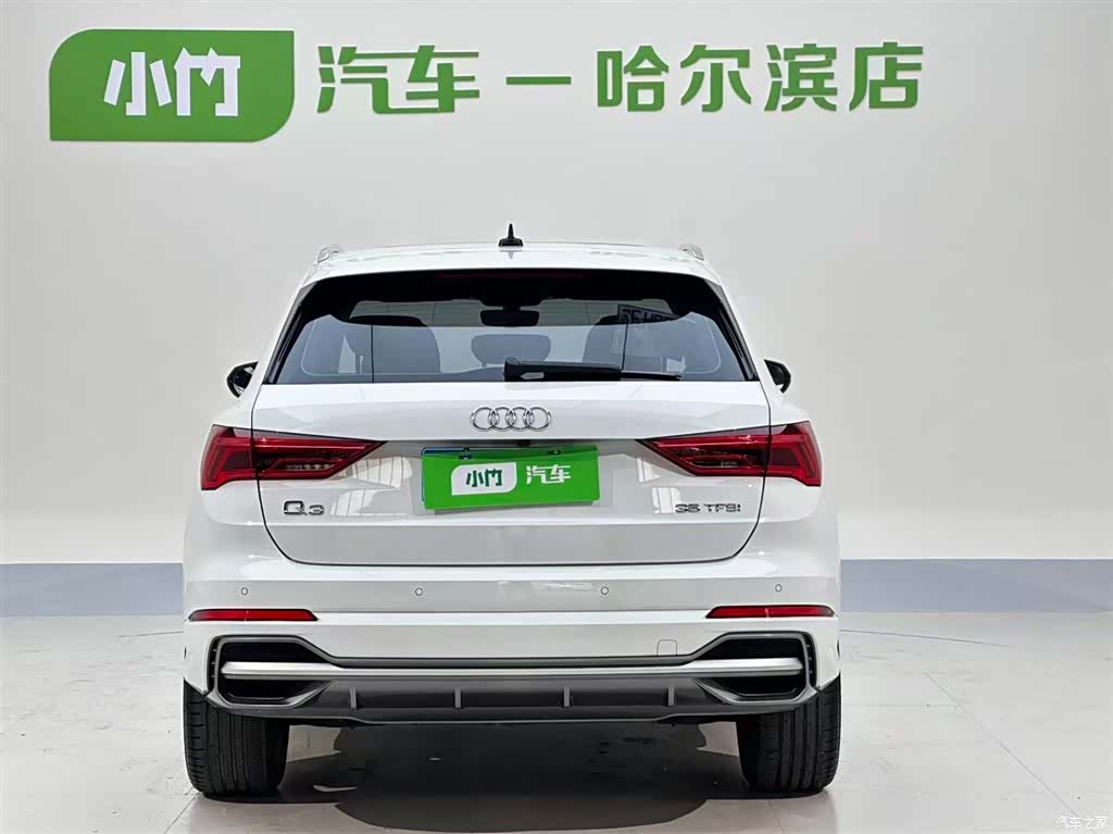 Audi Q3, 2022 все фото