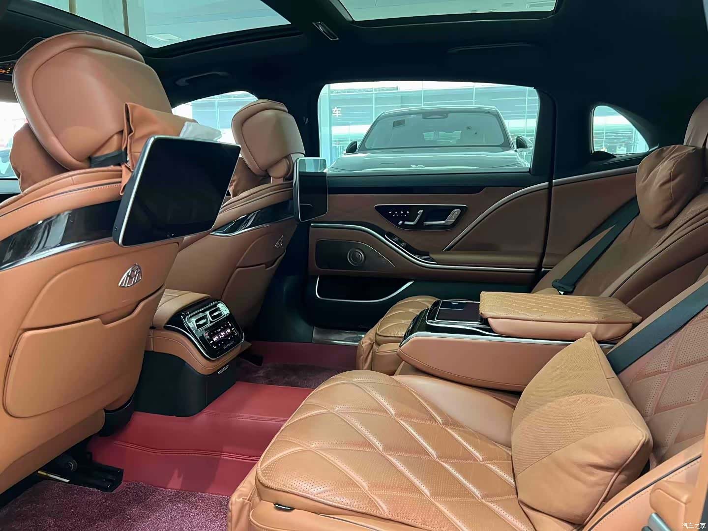 Maybach S-Class, 2022 8