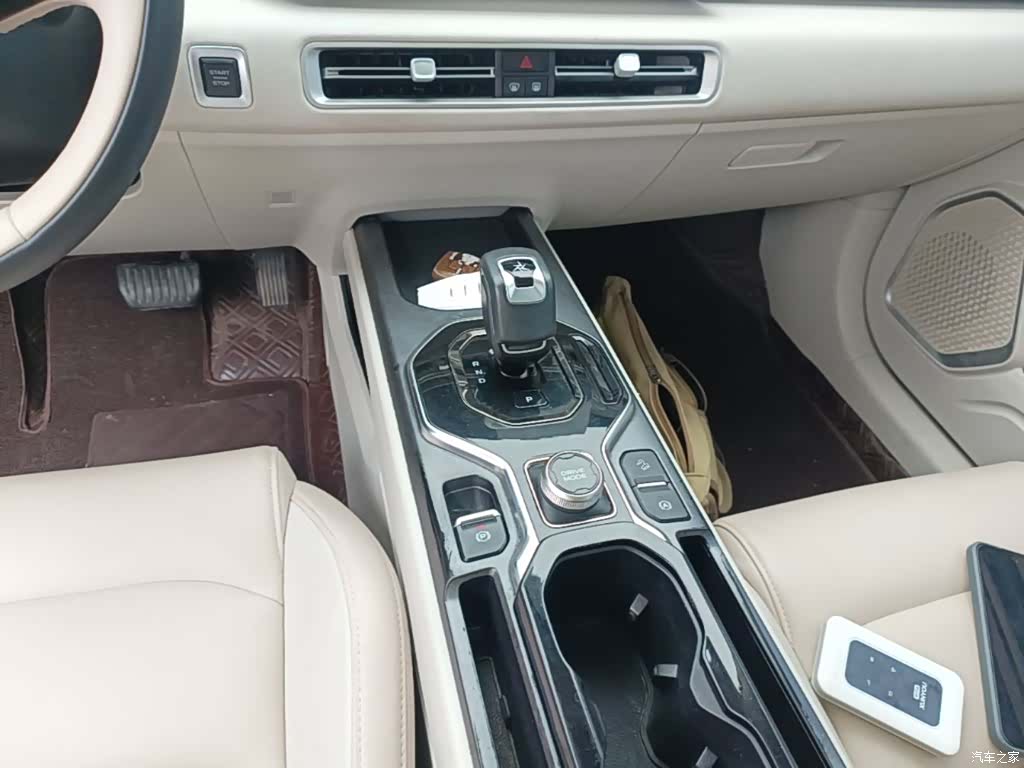 Geely Icon, 2023 14