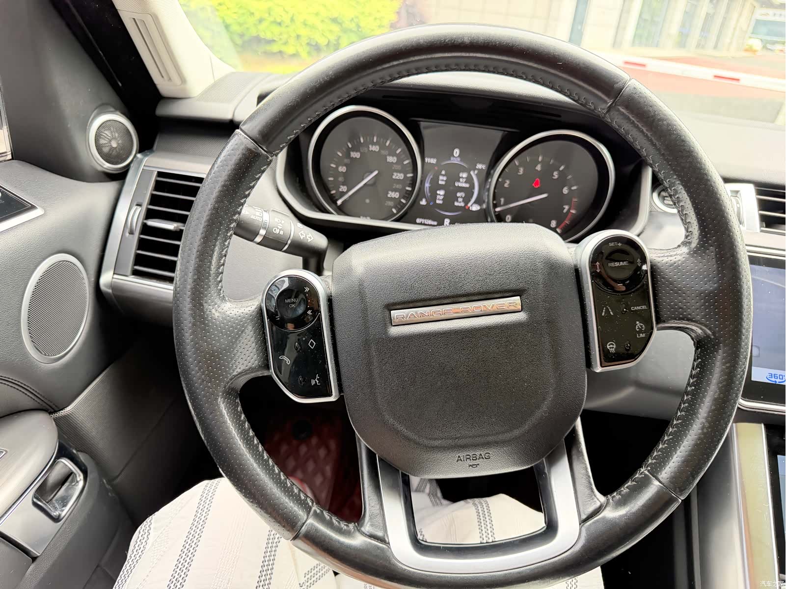 Land Rover Range Rover, 2016 11