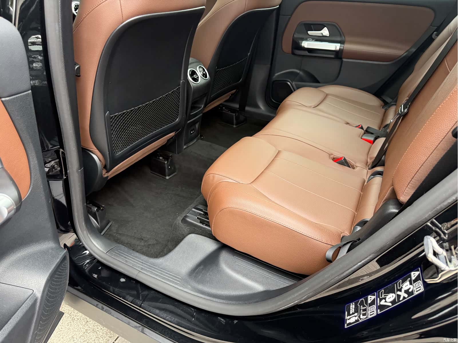 Mercedes-Benz GLB, 2021 31