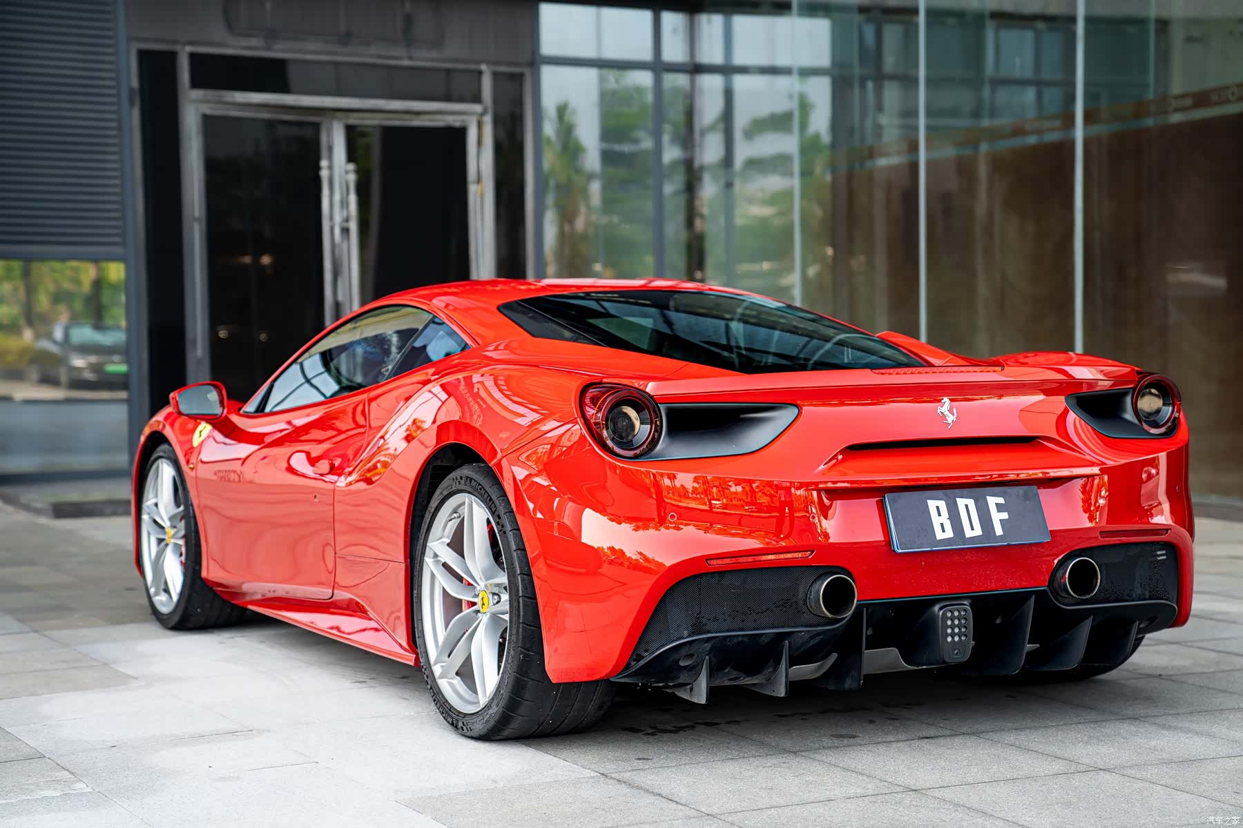 Ferrari 488, 2018 6
