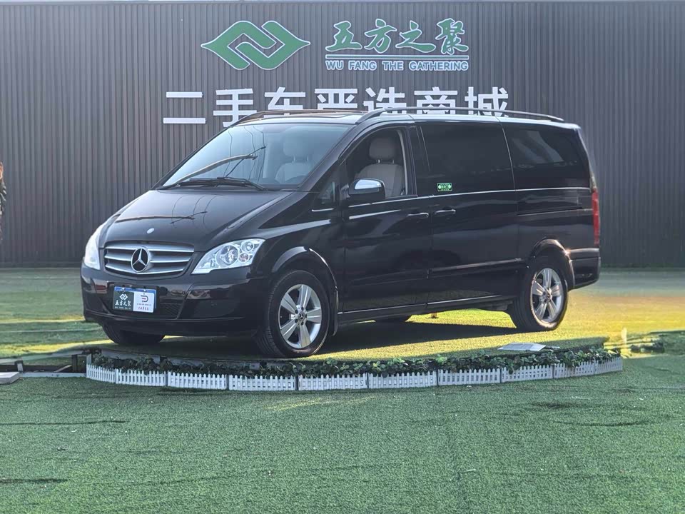 Mercedes-Benz Viano