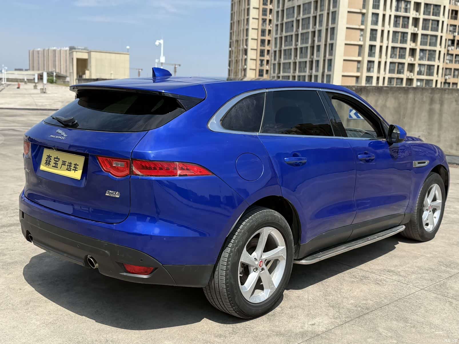 Jaguar F-PACE, 2019 все фото