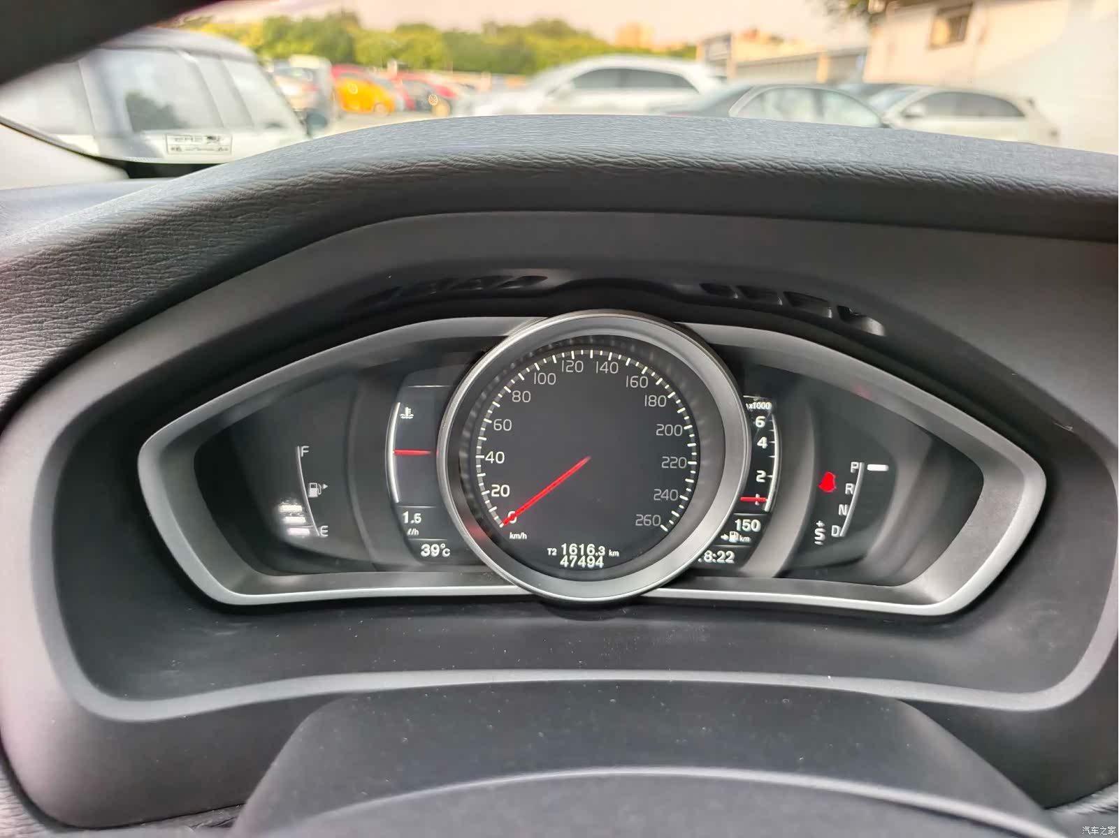 Volvo V40, 2018 4