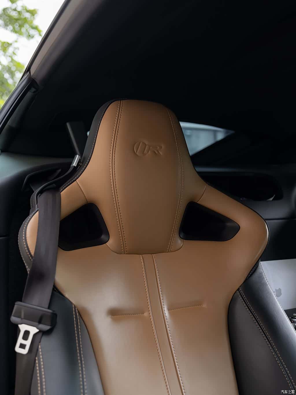Jaguar F-TYPE, 2016 18