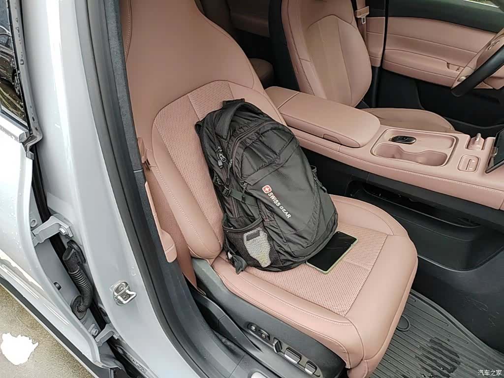 NIO EC6, 2024 25