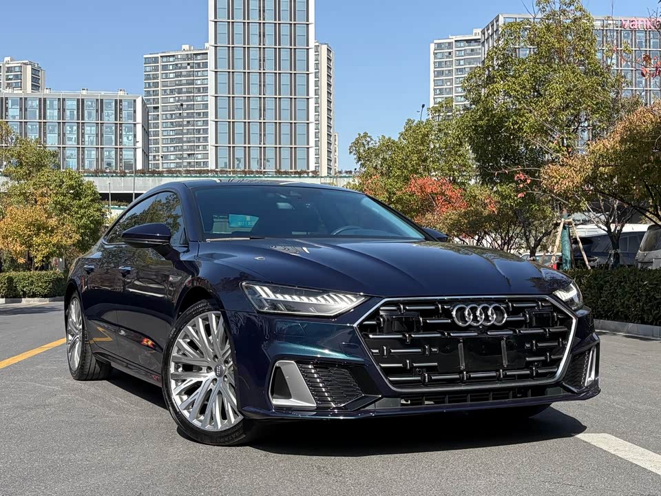 Audi A7L