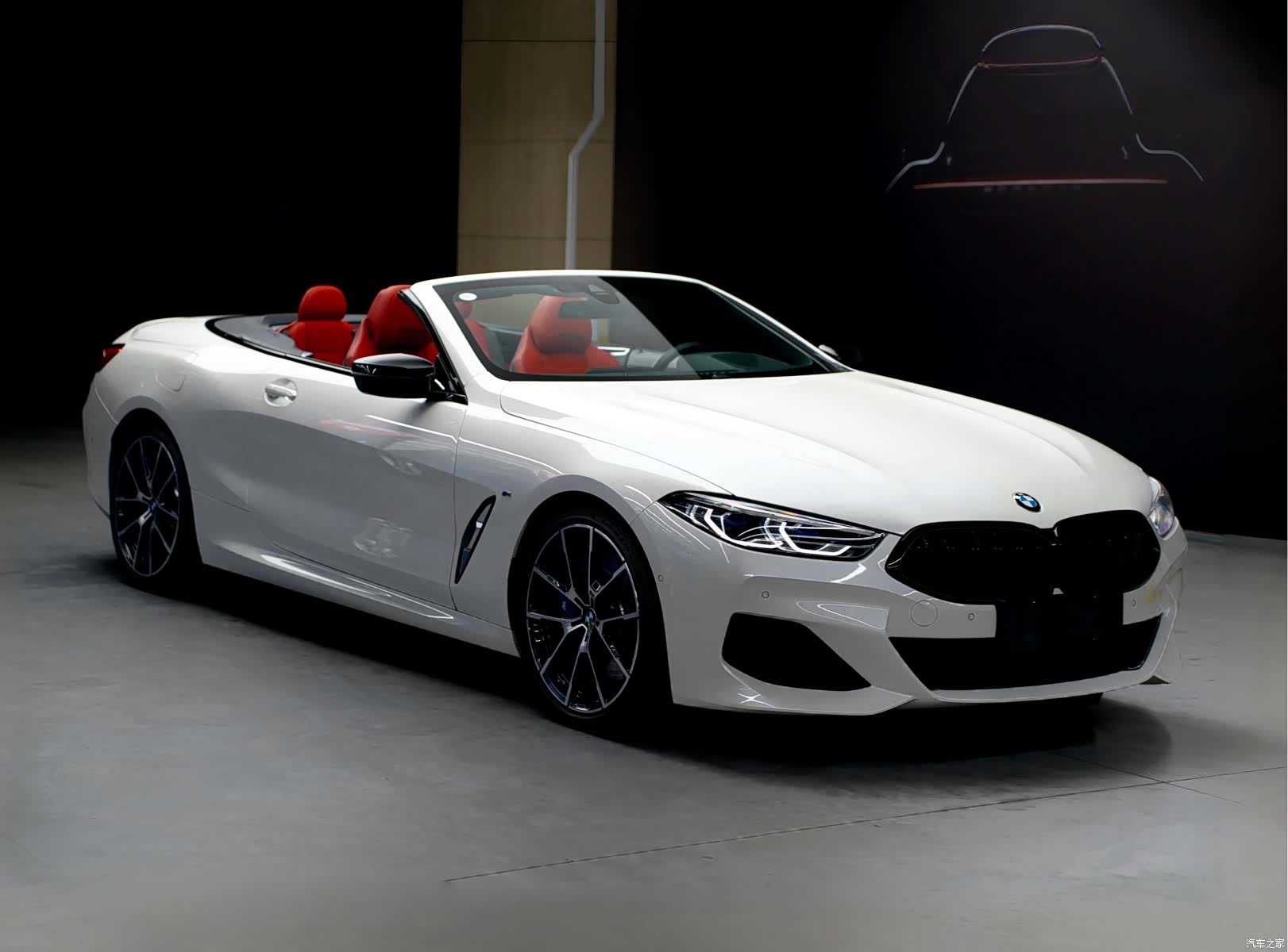 BMW 8 Series, 2023 4