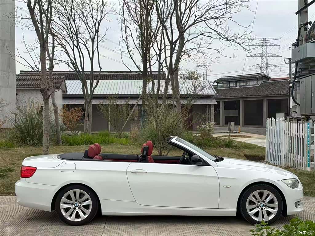BMW 3 Series, 2011 14