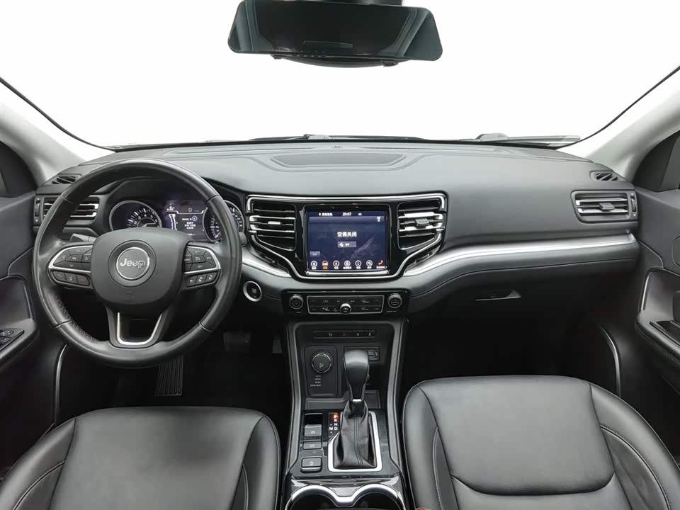 Jeep Grand Commander