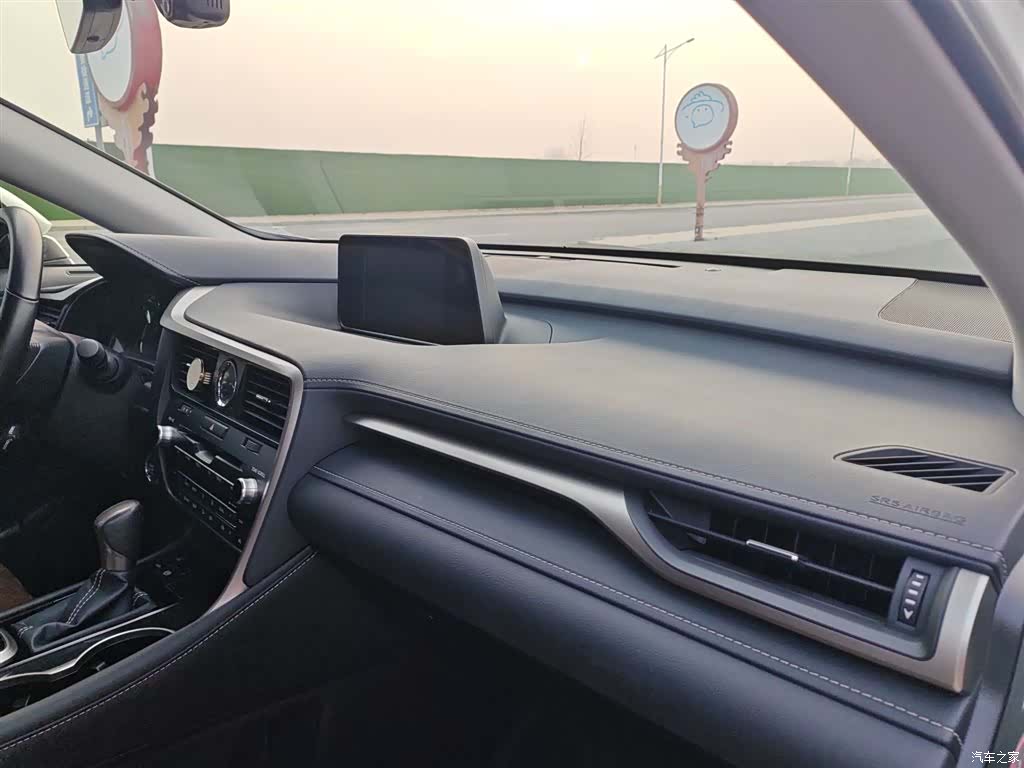Lexus RX, 2018 7