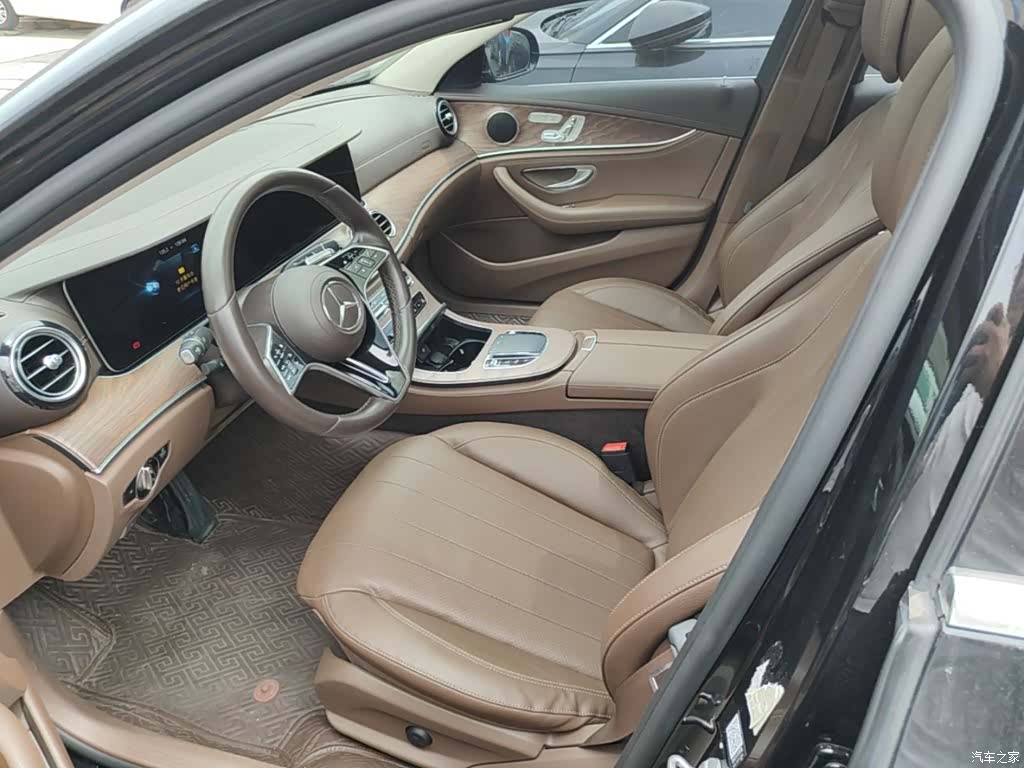 Mercedes-Benz E-Class, 2022 15