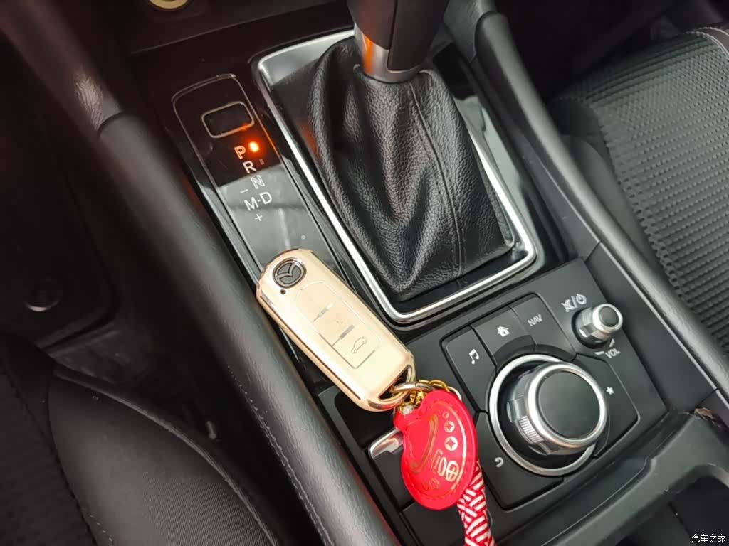 Mazda Mazda3, 2017 9