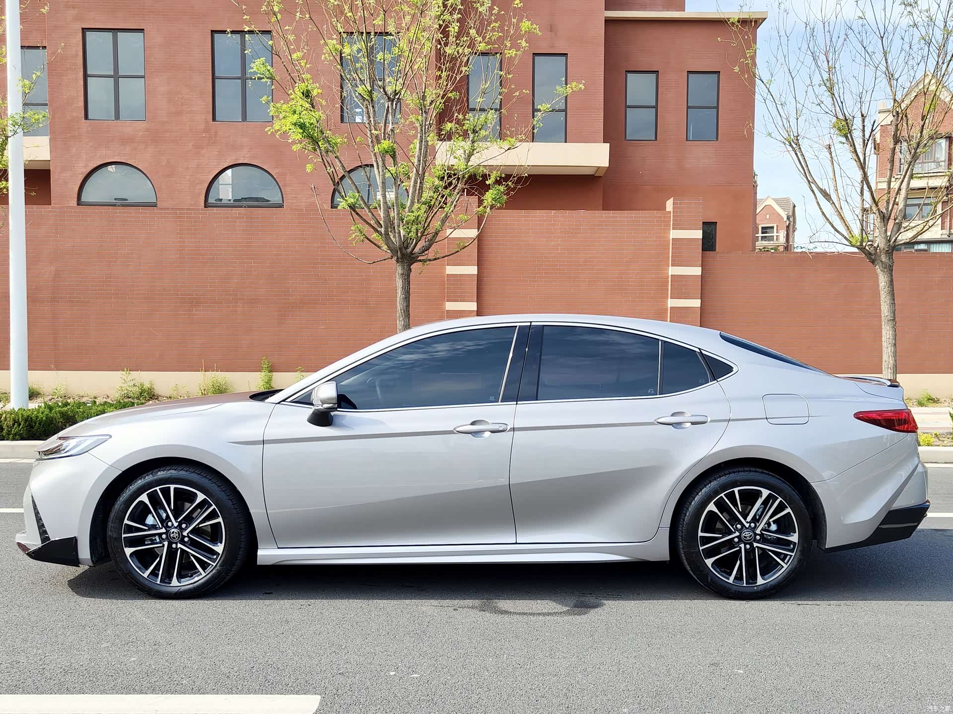 Toyota Camry, 2025 18
