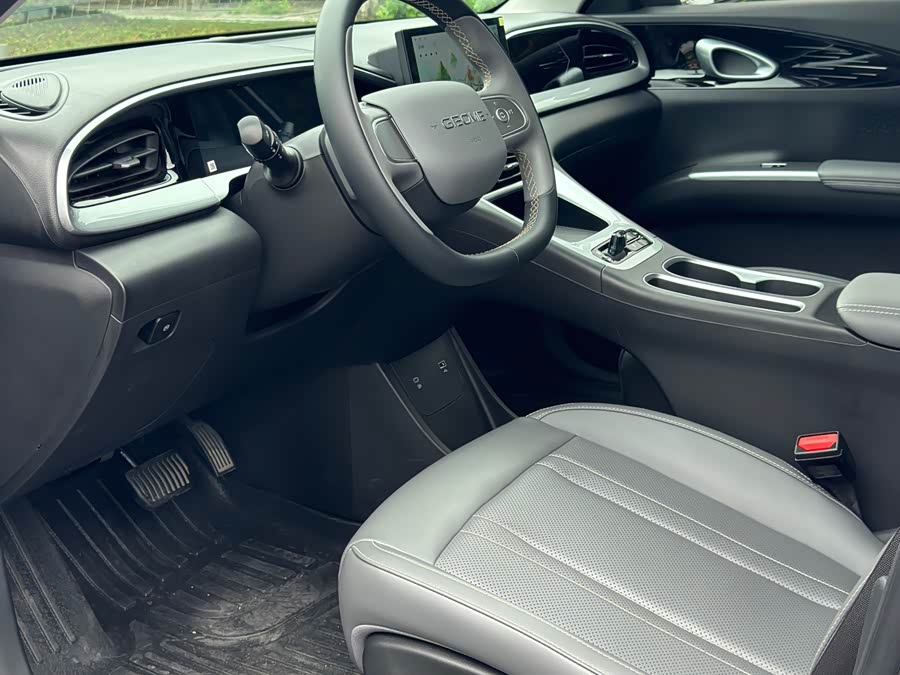 Geely Xingyuan 2025, фото 5