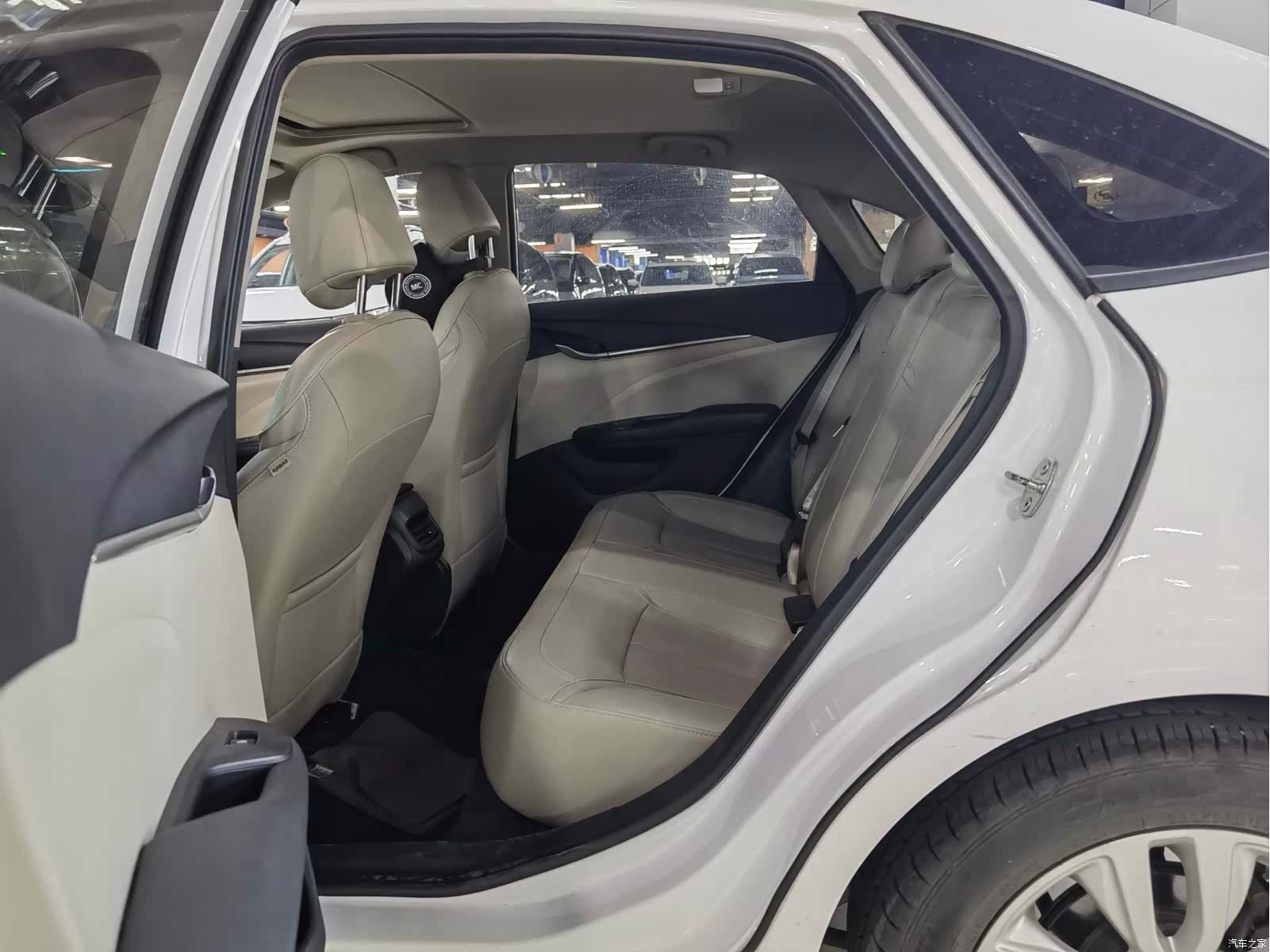 Buick V, 2019 все фото