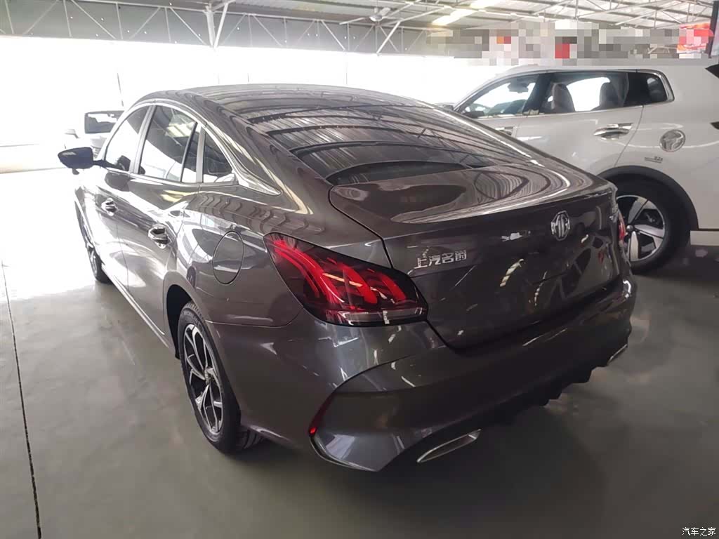 MG MG5, 2023 все фото