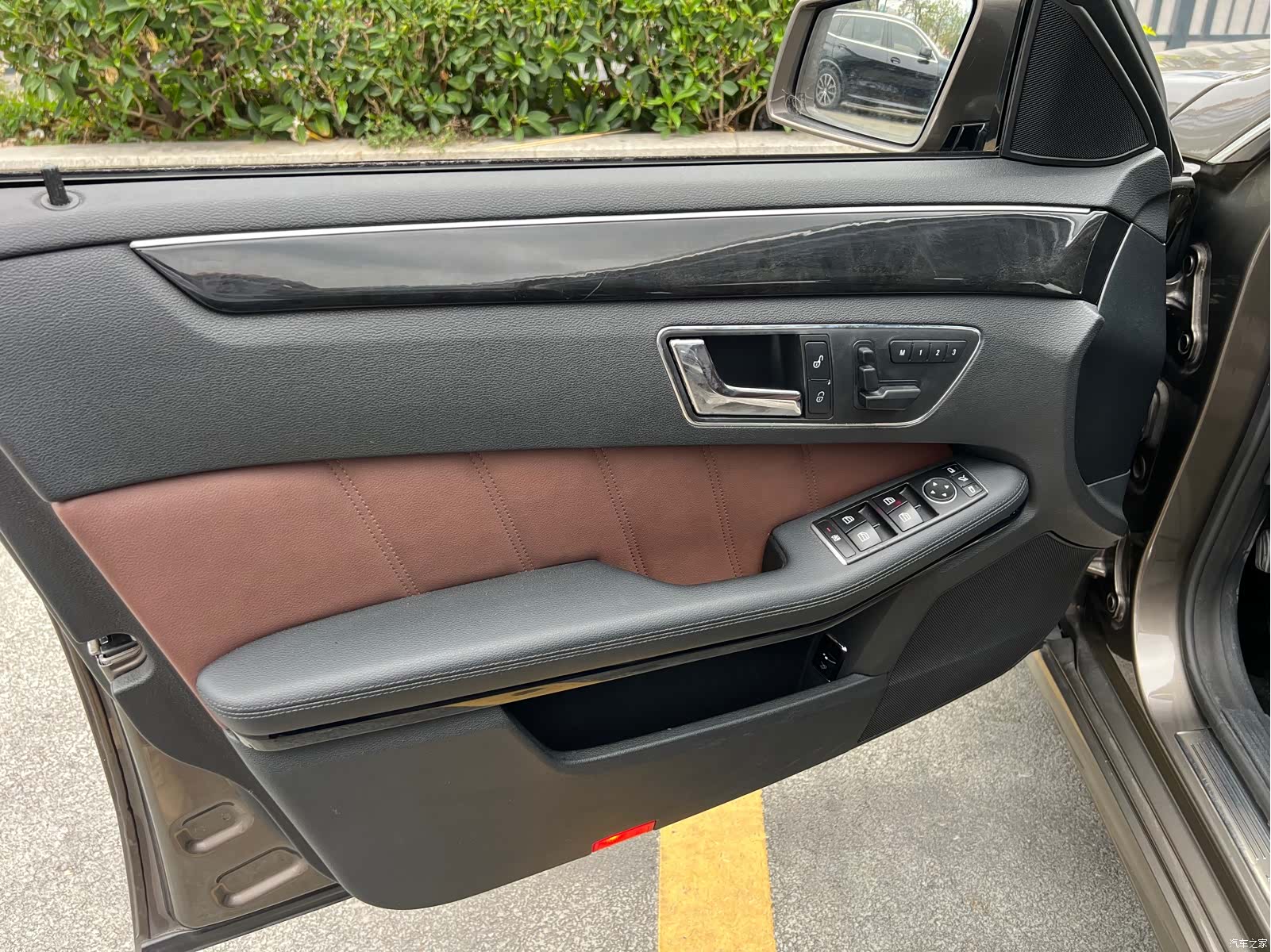 Mercedes-Benz E-Class, 2010 13