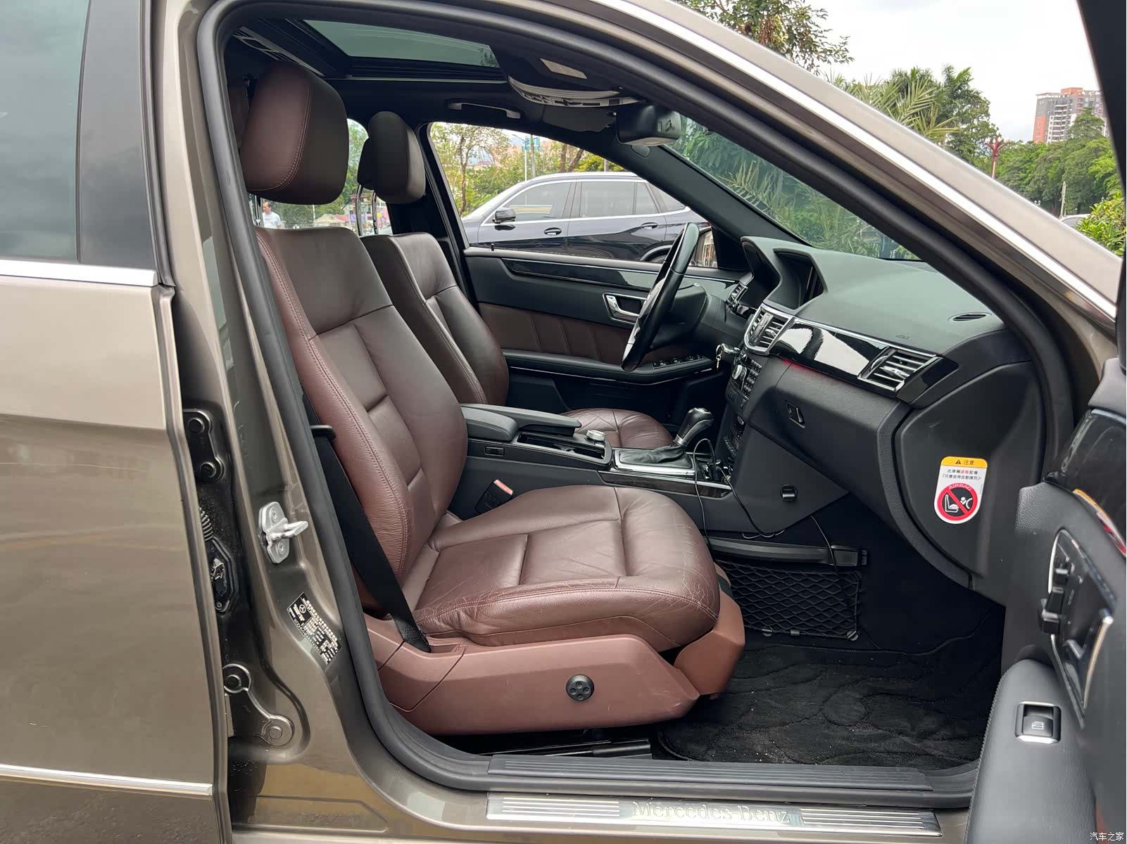 Mercedes-Benz E-Class, 2010 18