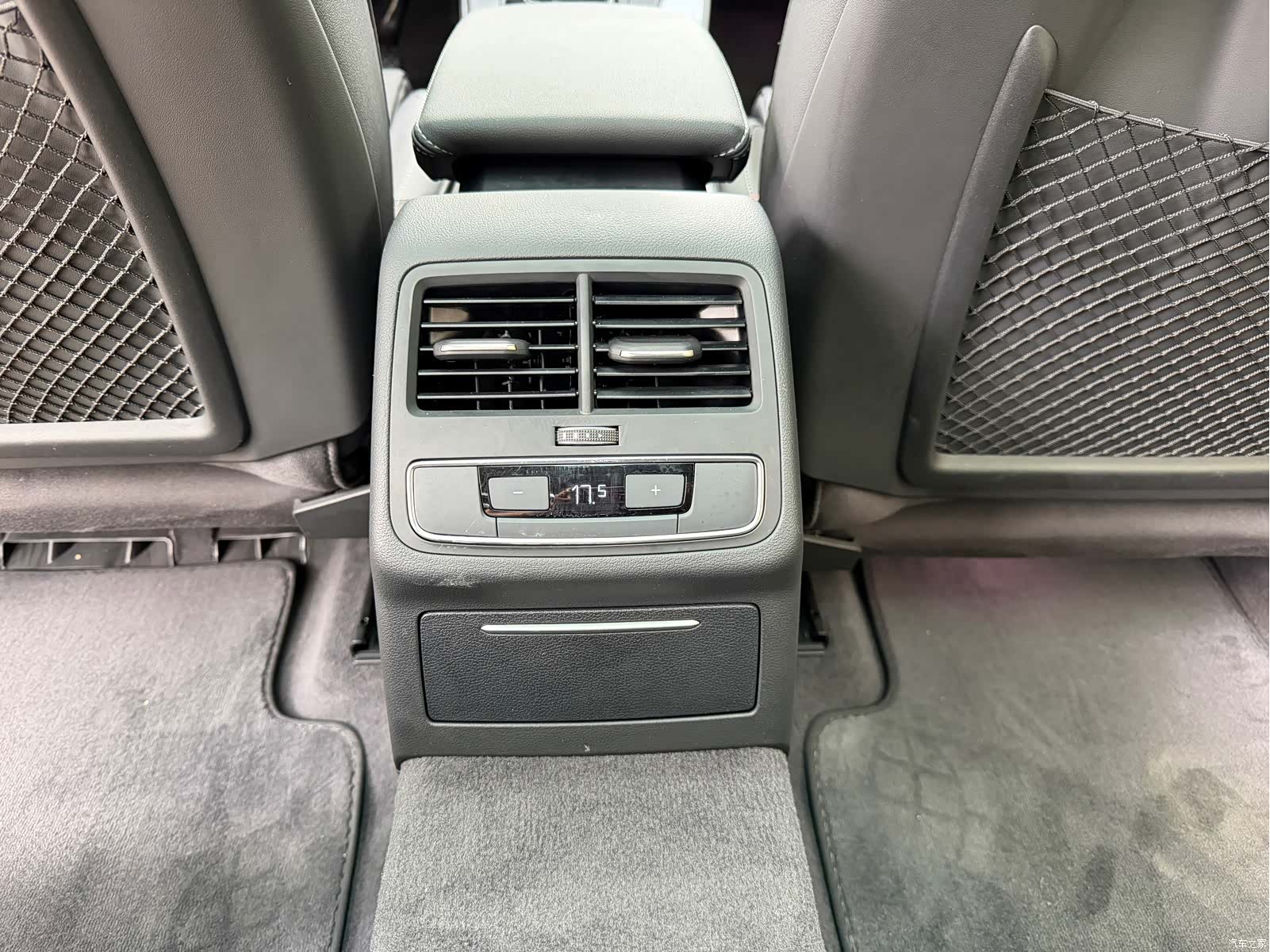 Audi A4L, 2021 9