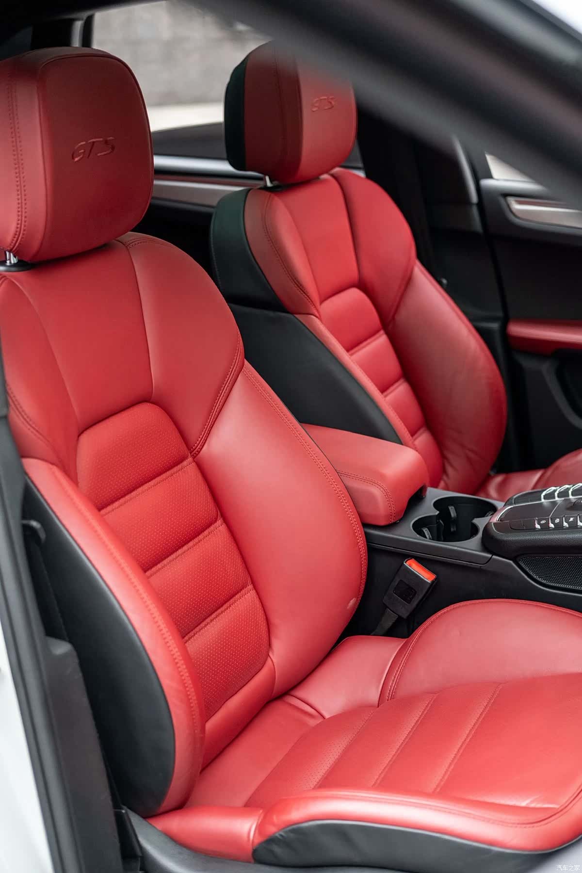 Porsche Macan, 2016 9