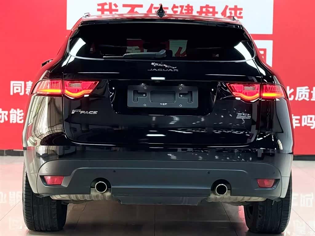 Jaguar F-PACE, 2021 все фото