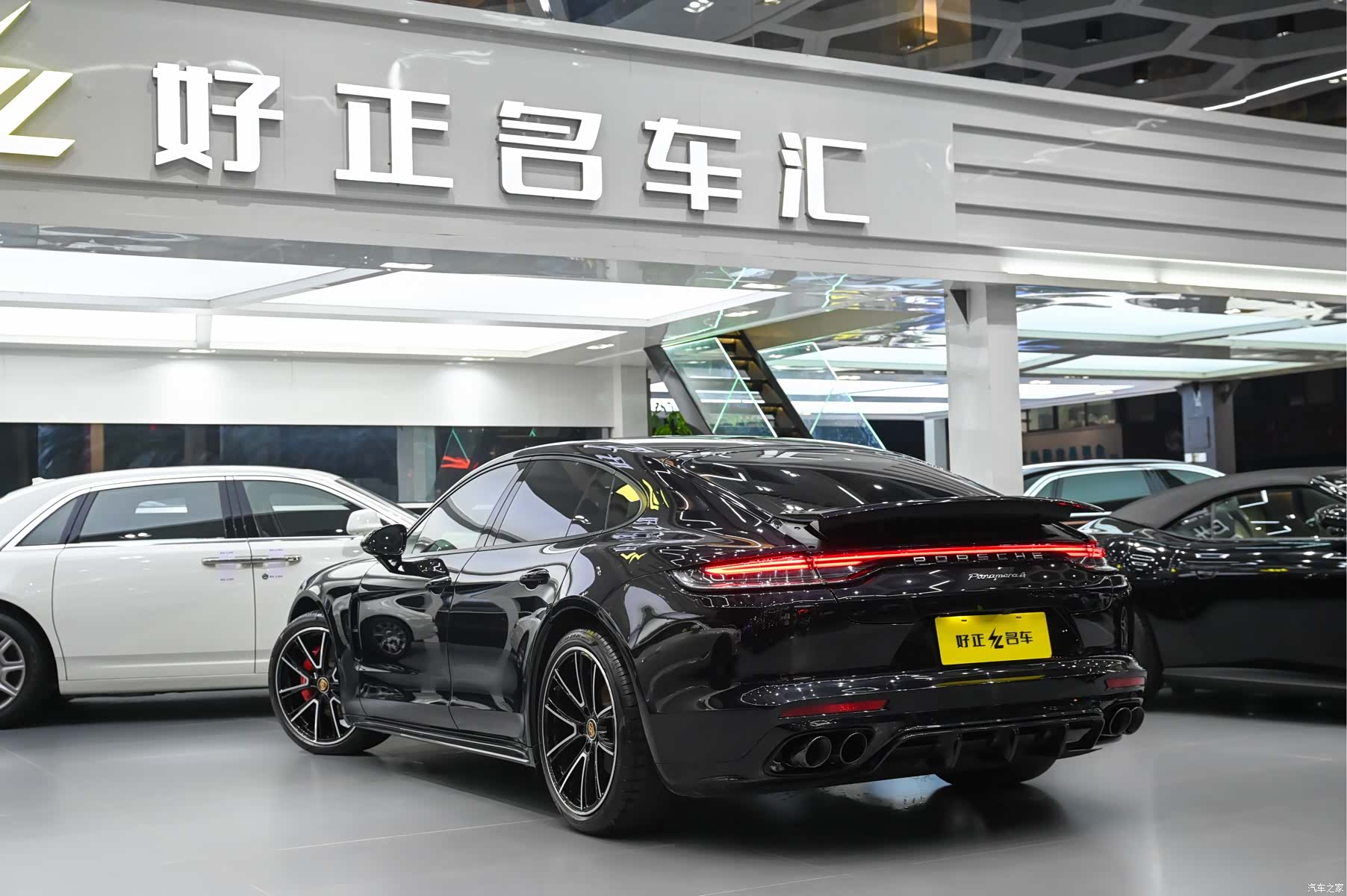 Porsche Panamera, 2023 6