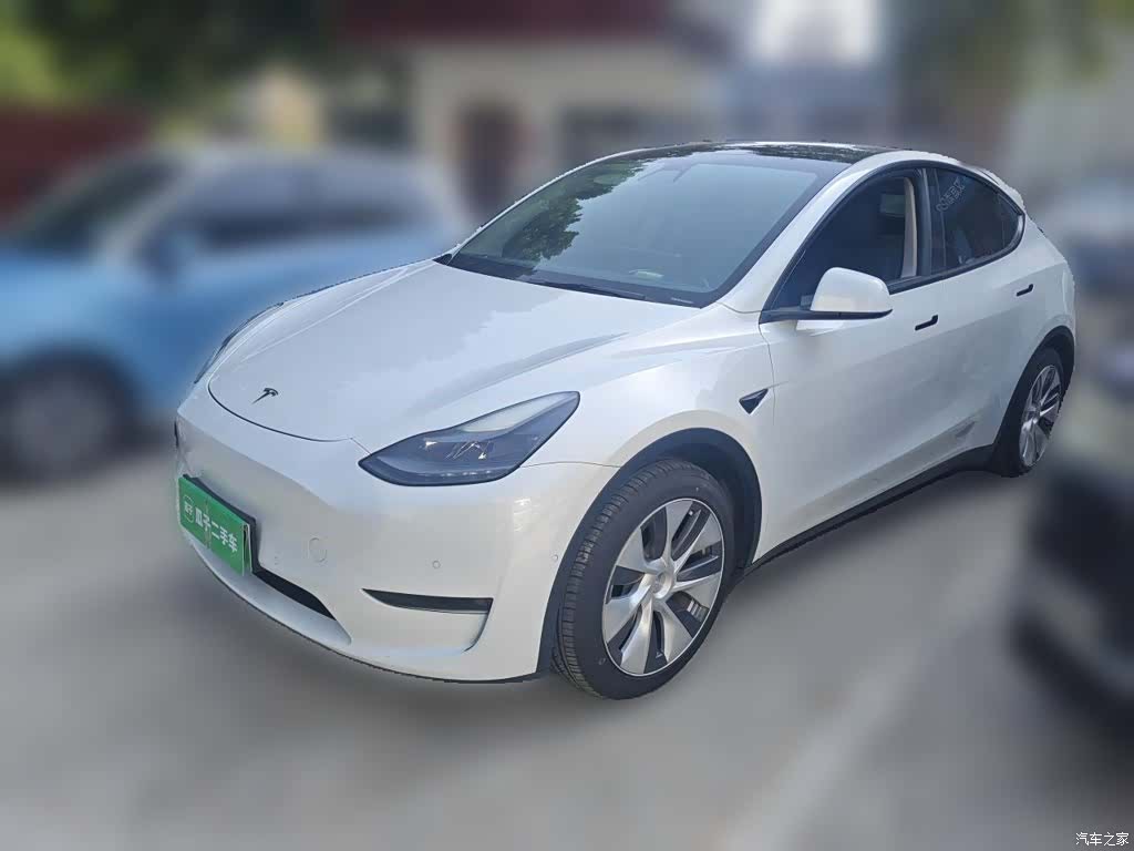 Tesla Model Y, 2021 1