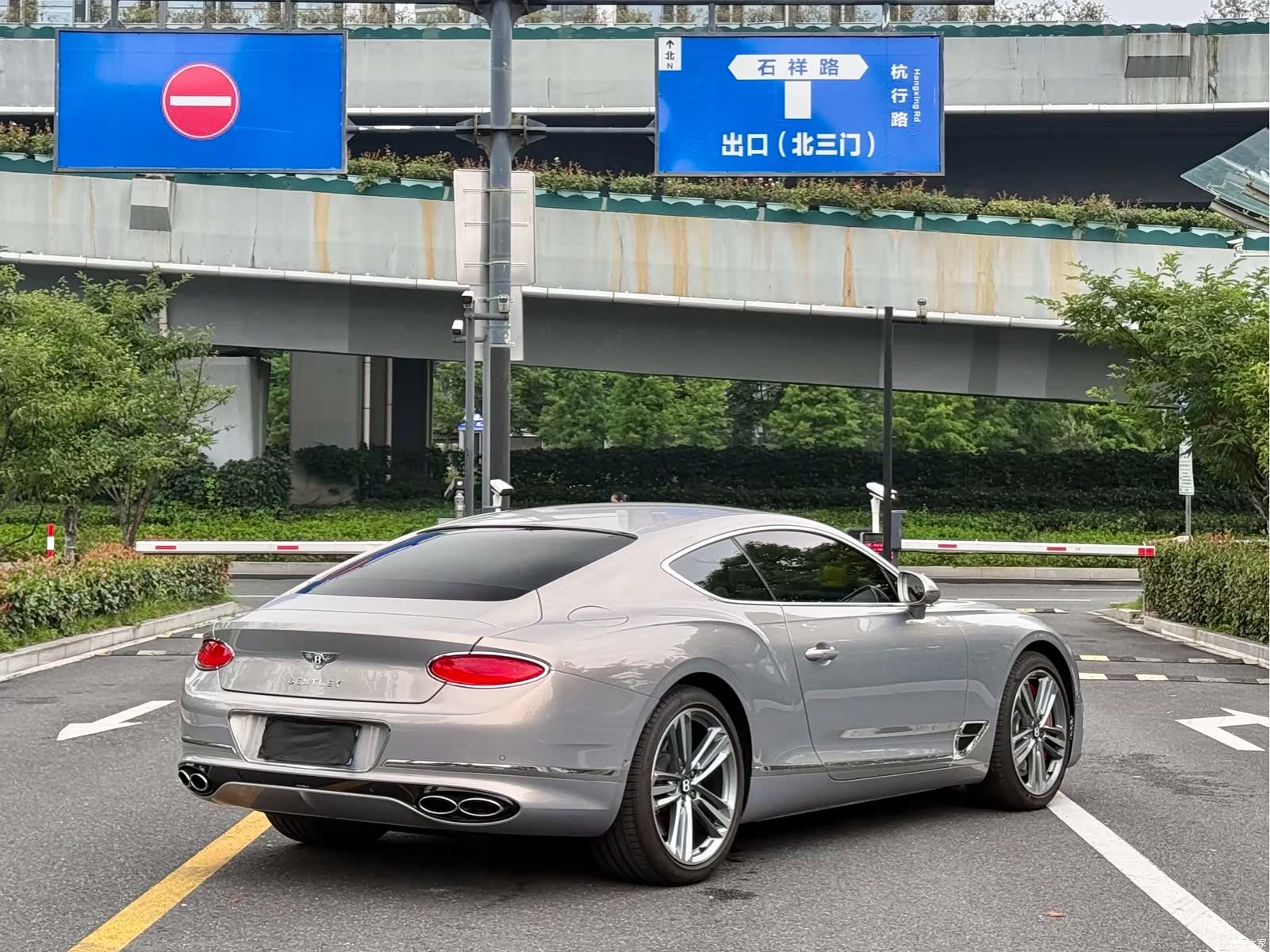 Bentley Continental GT, 2023 7