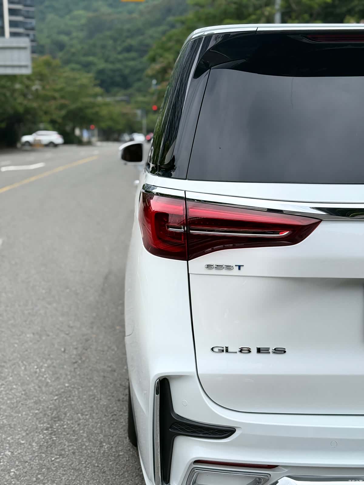 Buick GL8, 2022 9