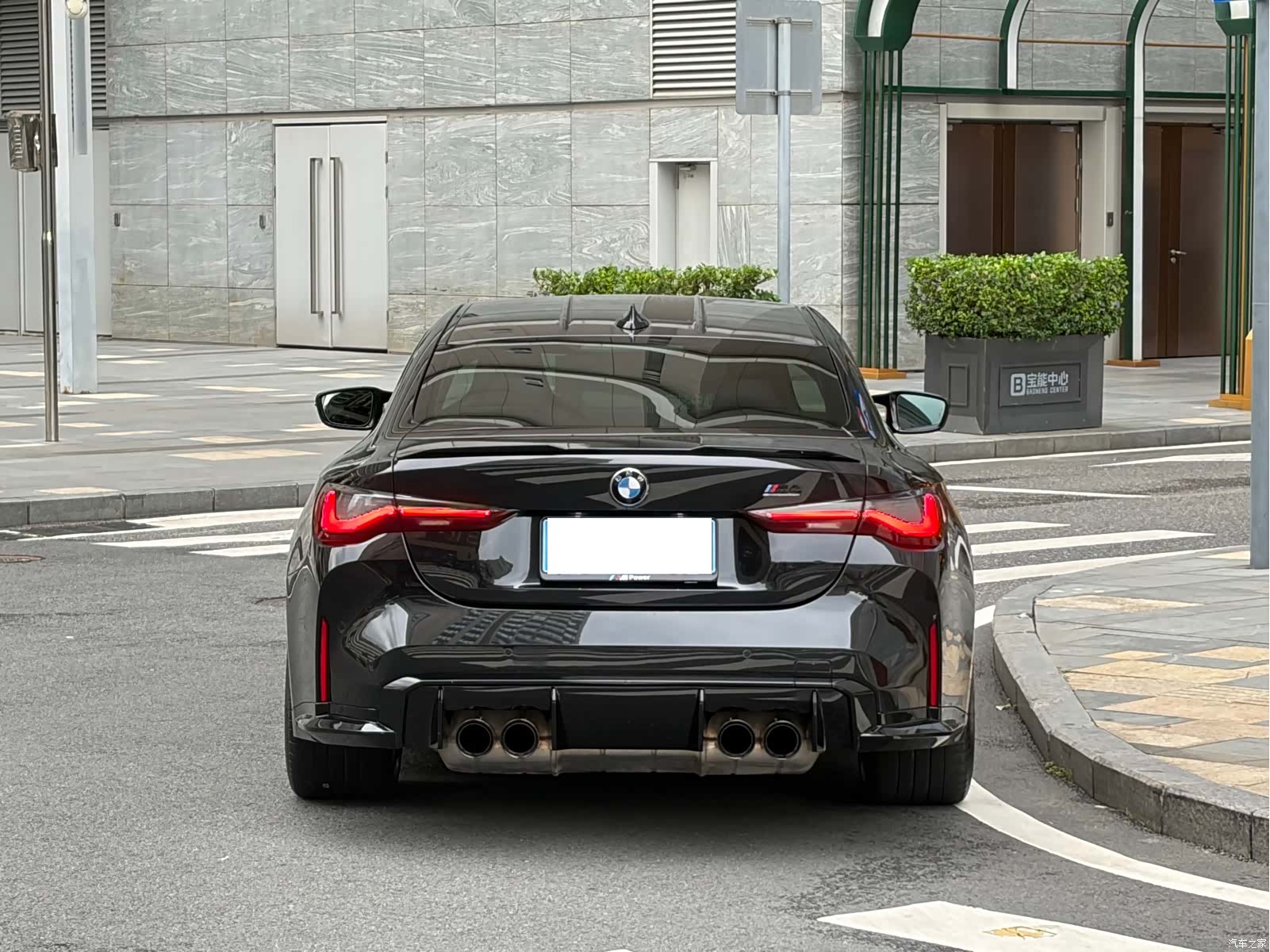 BMW M4, 2022 8