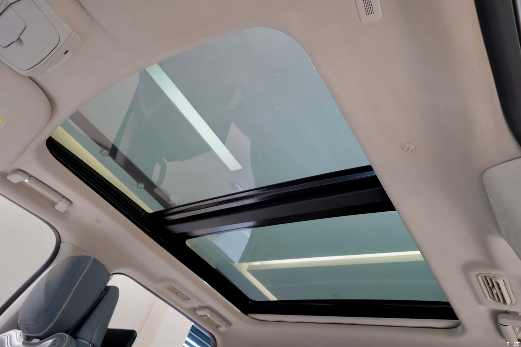 Lincoln Navigator, 2018 16