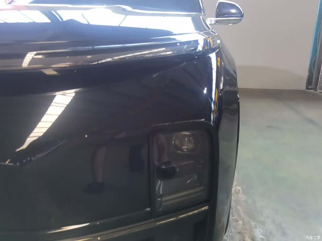 Li Auto L8, 2023 24