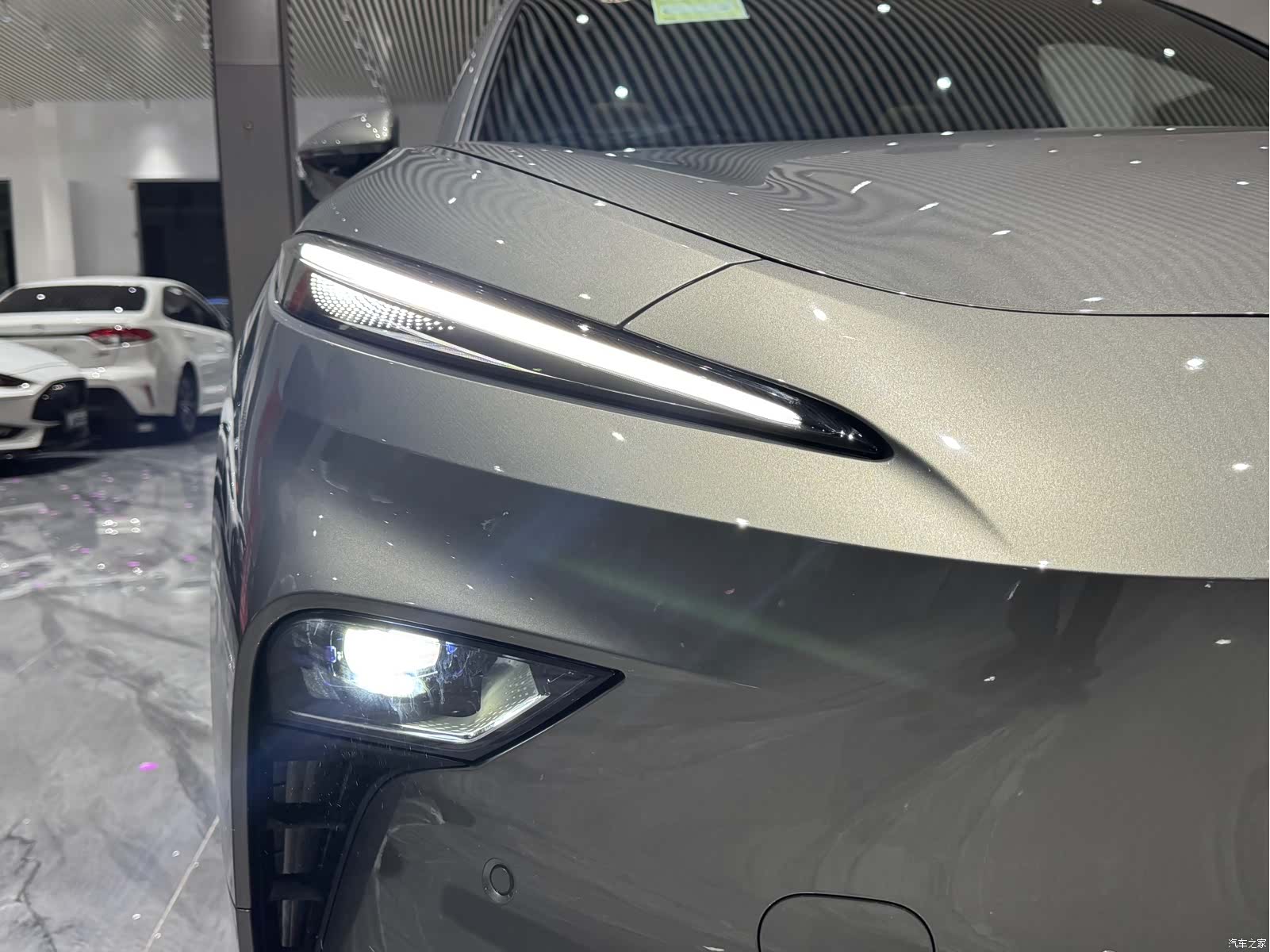 Rising Auto R7, 2025 26