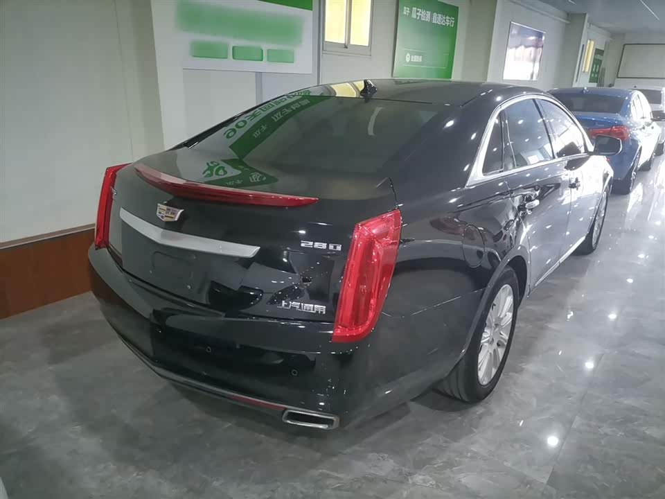 Cadillac XTS