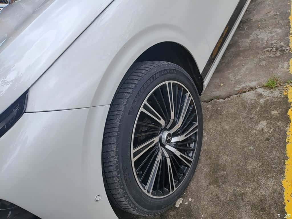 Xpeng G9, 2023 23