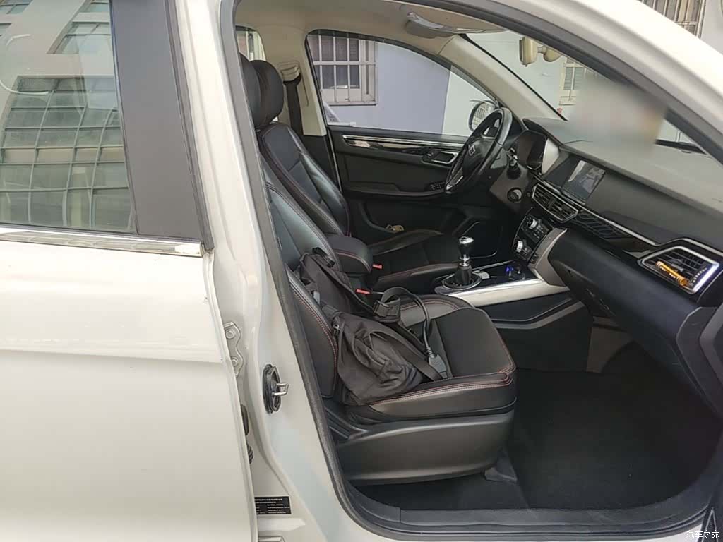 Zotye X5, 2016 25