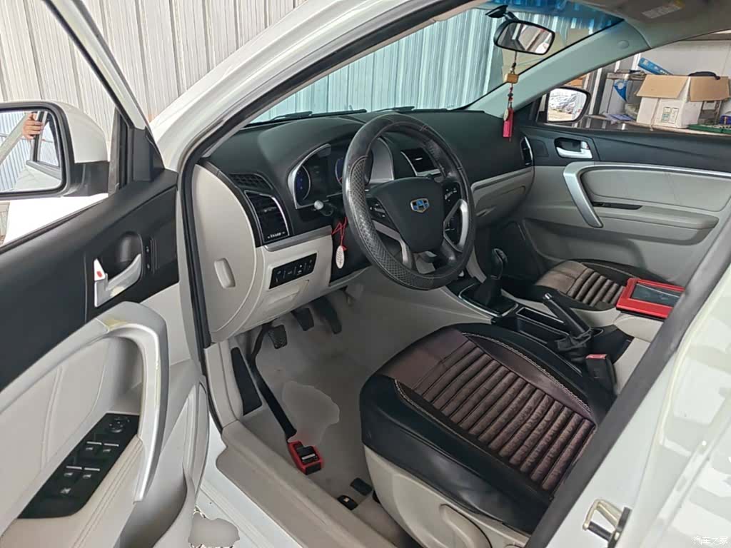 Geely Emgrand, 2016 16