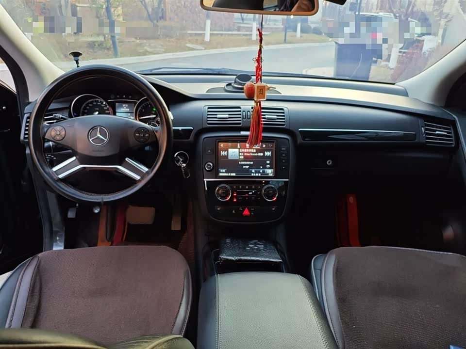 Mercedes-Benz R-class