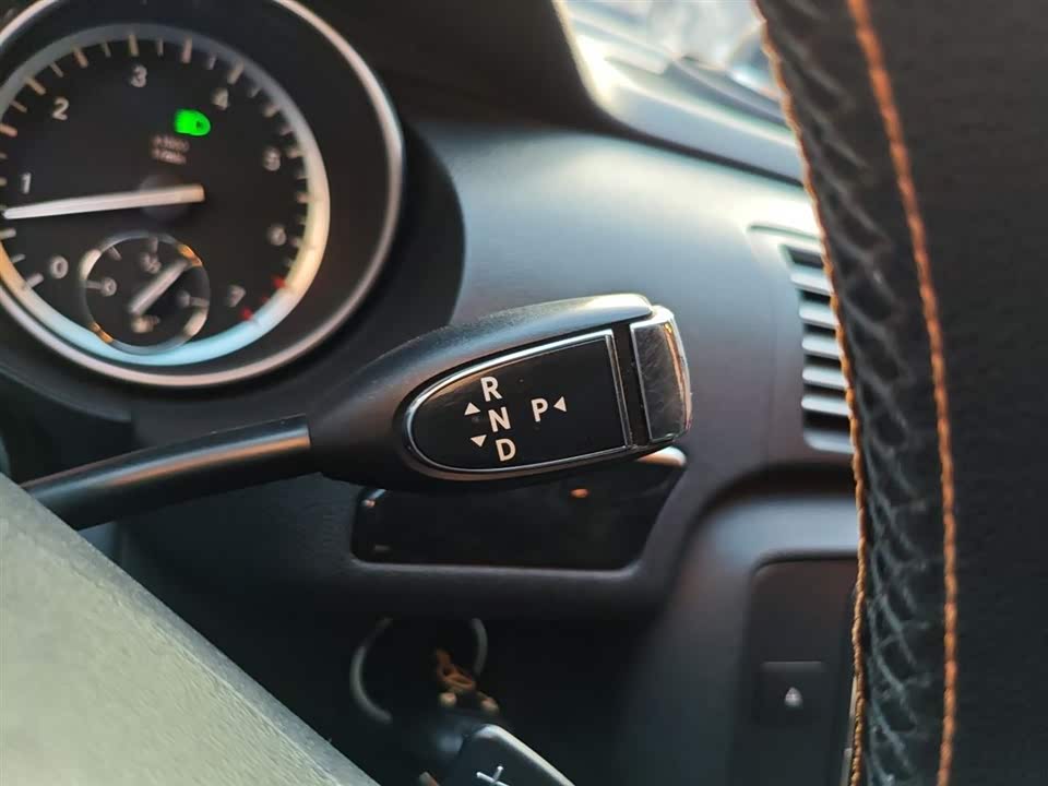 Mercedes-Benz R-class