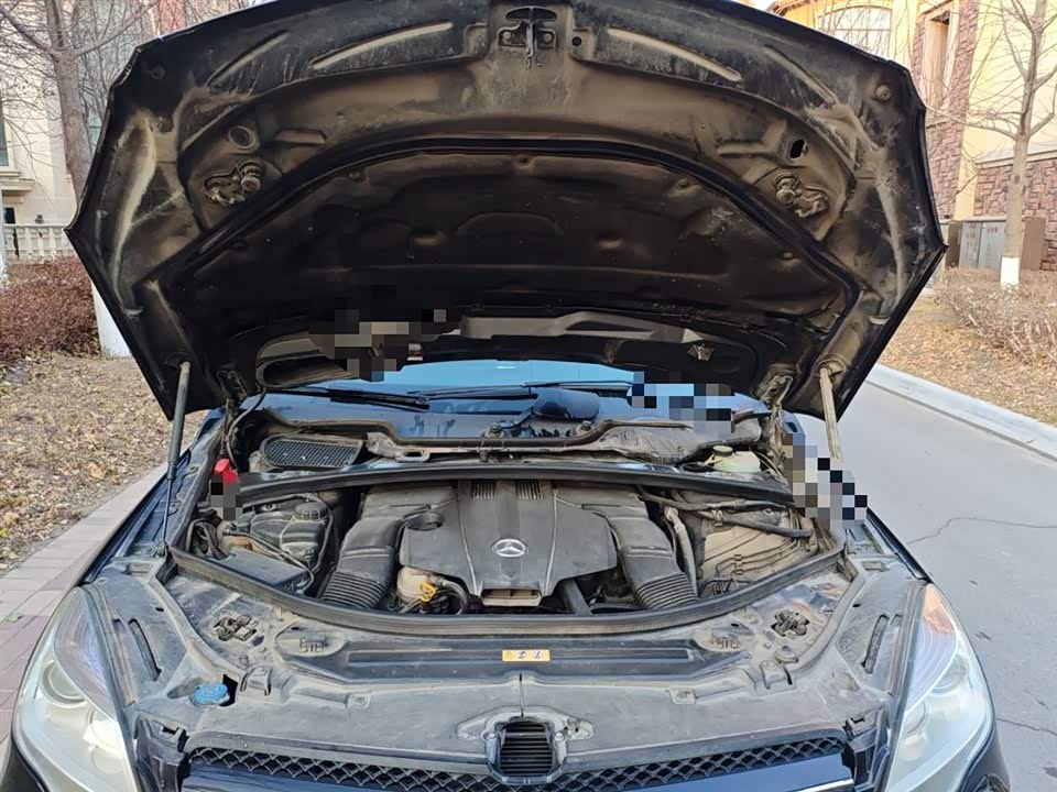 Mercedes-Benz R-class